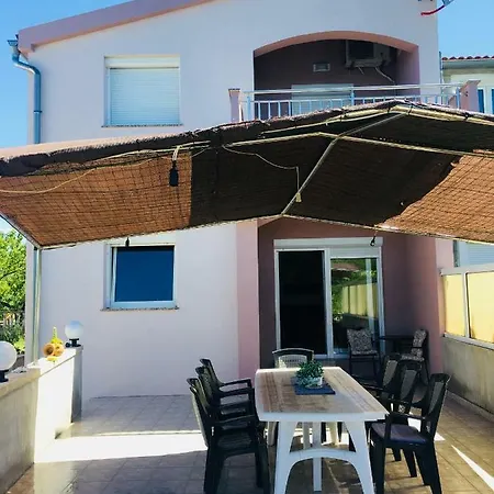 Dama Apartmán Obrovac